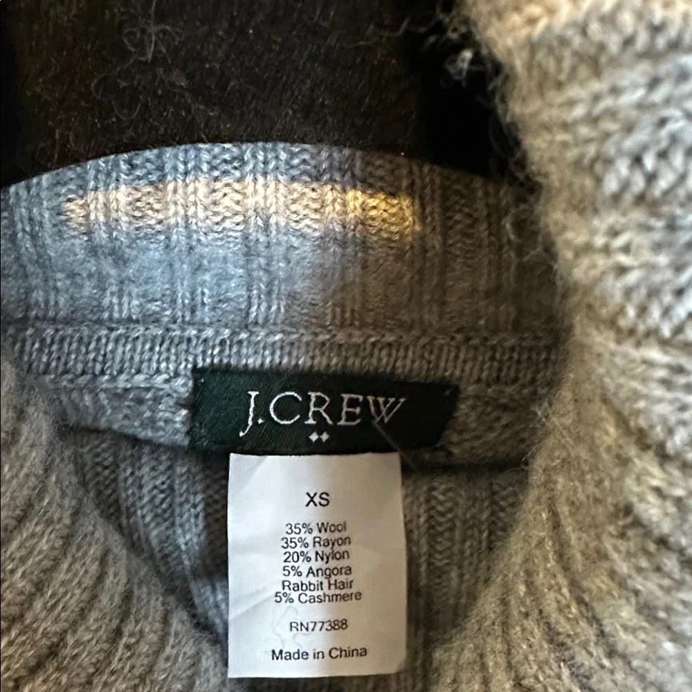 J Crew gray 35% wool long sleeve turtleneck sweater size XS NWT